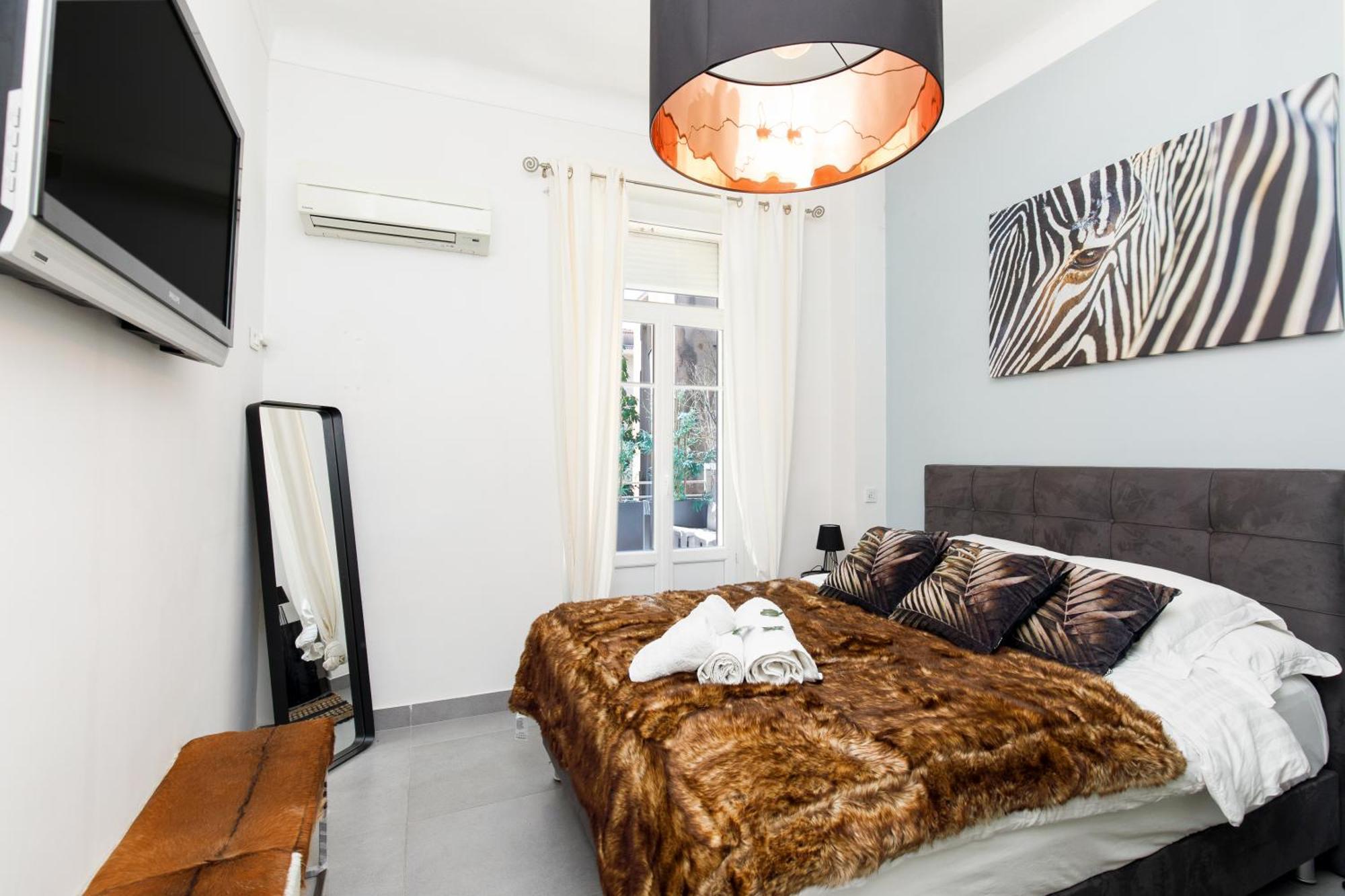 Le Cocon Des Artistes - Coeur De Cannes - Spacieux - Terrasse - Clim Ngoại thất bức ảnh